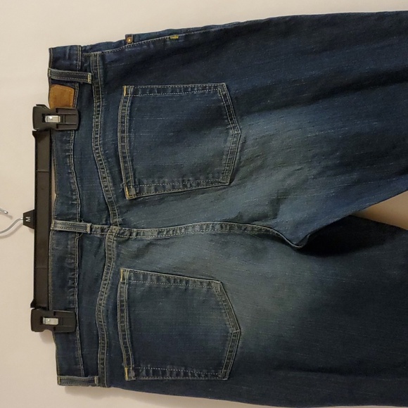 Old Navy Women’s Just Below Waist Stretch Bootcut Jeans - Picture 6 of 8
